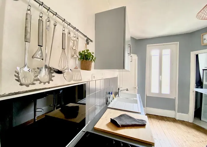 L'ancienne Comedie, En Hyper Centre Poitiers