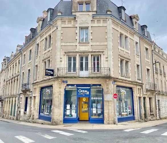 L'ancienne Comedie, En Hyper Centre